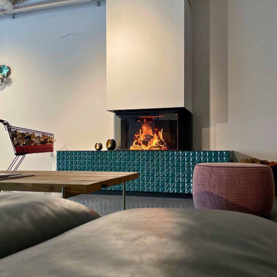 Kachelöfen München -grüner Kachelofen